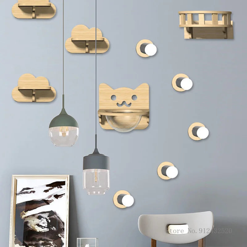 Wall-mounted cat tree - Clouds and stars