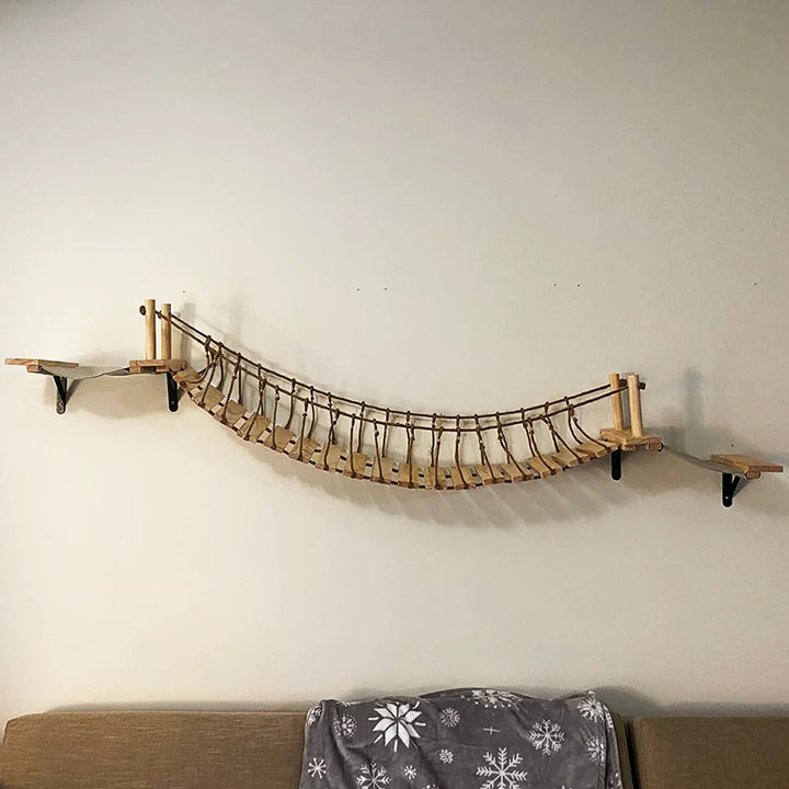 Wandmontierter Kratzbaum aus Holz - 100 cm Hängebrücke - HavreGrimpeur