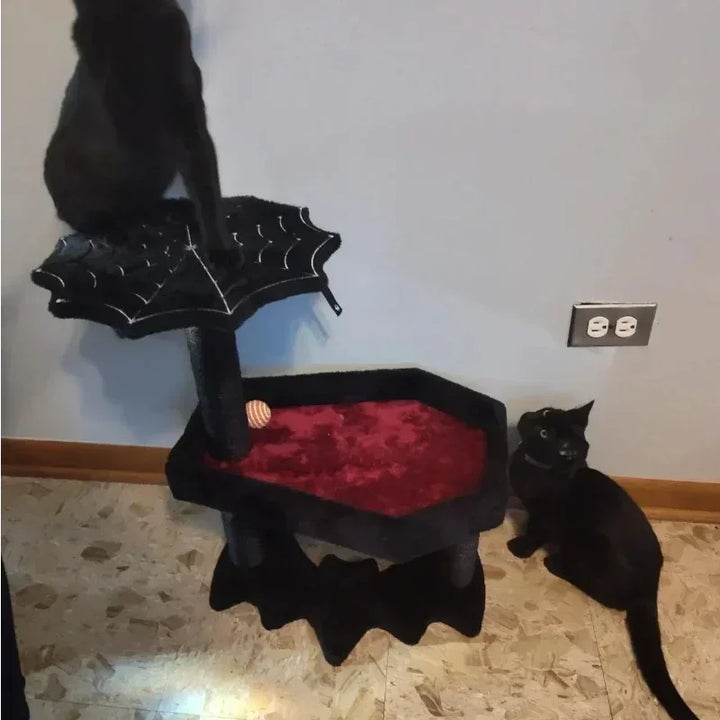 Black cat tree - Gothic