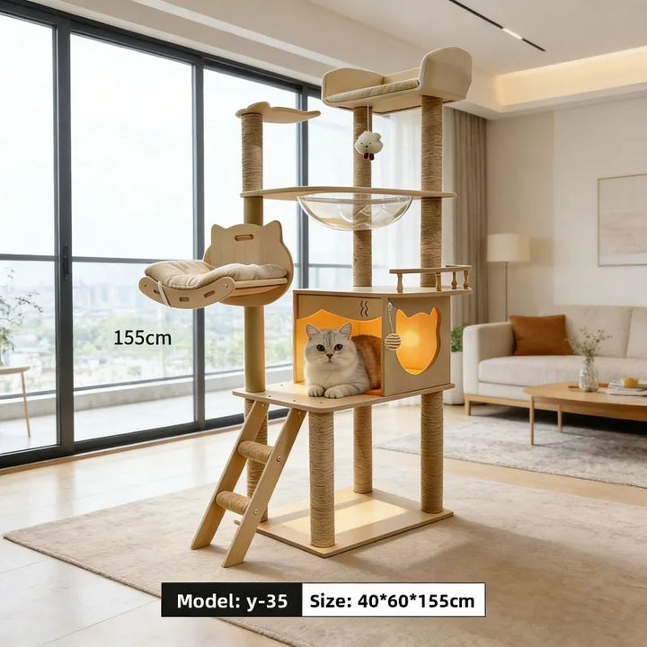 Arbre à chat en bois avec capsule spatiale et poteaux à griffer