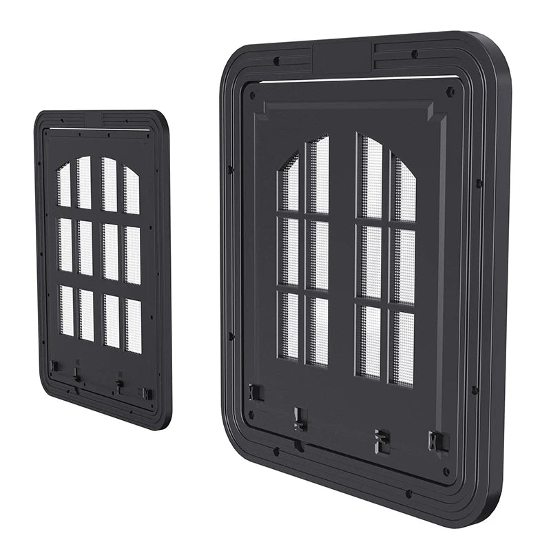 Panneaux de fenêtre noirs en plastique avec écran en maille pour une ventilation optimale.