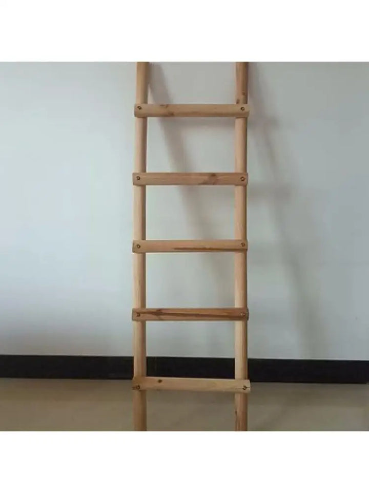 Kratzbaum für draußen - Natürliches DIY - Zubehör