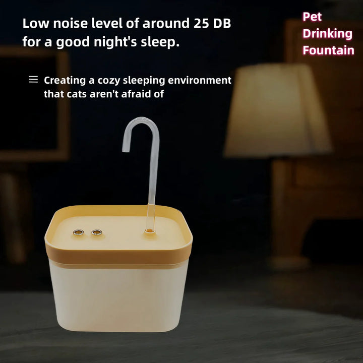 Fontaine à boire pour animaux, design beige et marron, bruyante à 25 dB, idéale pour un sommeil paisible.