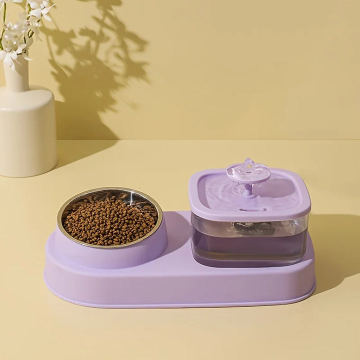Distributeur d'eau et nourriture pour animaux, violet, avec bol en inox et fontaine intégrée.
