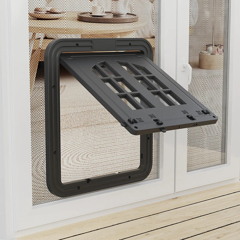 Trappe pour animal en plastique noir, idéale pour porte moustiquaire, facile à installer.