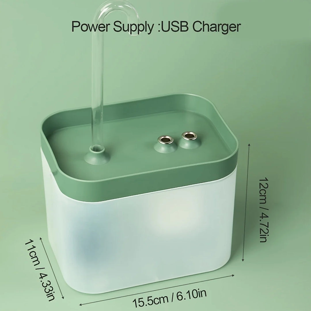 Dispositif de recharge USB, couleur verte et blanche, dimensions 15,5 x 11 x 12 cm.