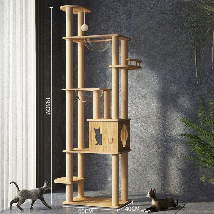 Natürlicher Holz- und Designer-Kratzbaum - „CatForest“